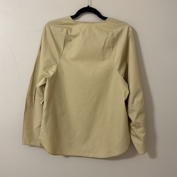 Vince Cream and Tan Blouse - Picture 4 of 11